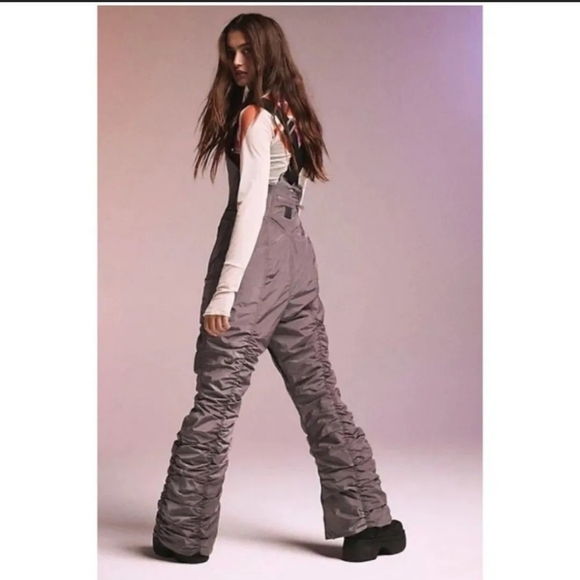 NWT / Free People / FP Movement / Lift Love Ski Bibb / XS / $298 retail - Picture 2 of 11